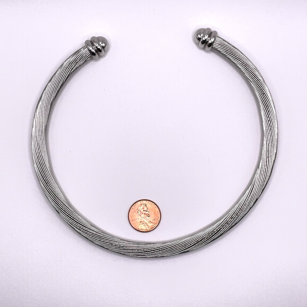 Vintage Silver Tone Twisted Wire Modernist Minimalist Choker Torque Necklace - Picture 2 of 10